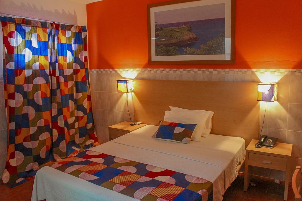 Hotel Avenida Sao Tome Luaran gambar